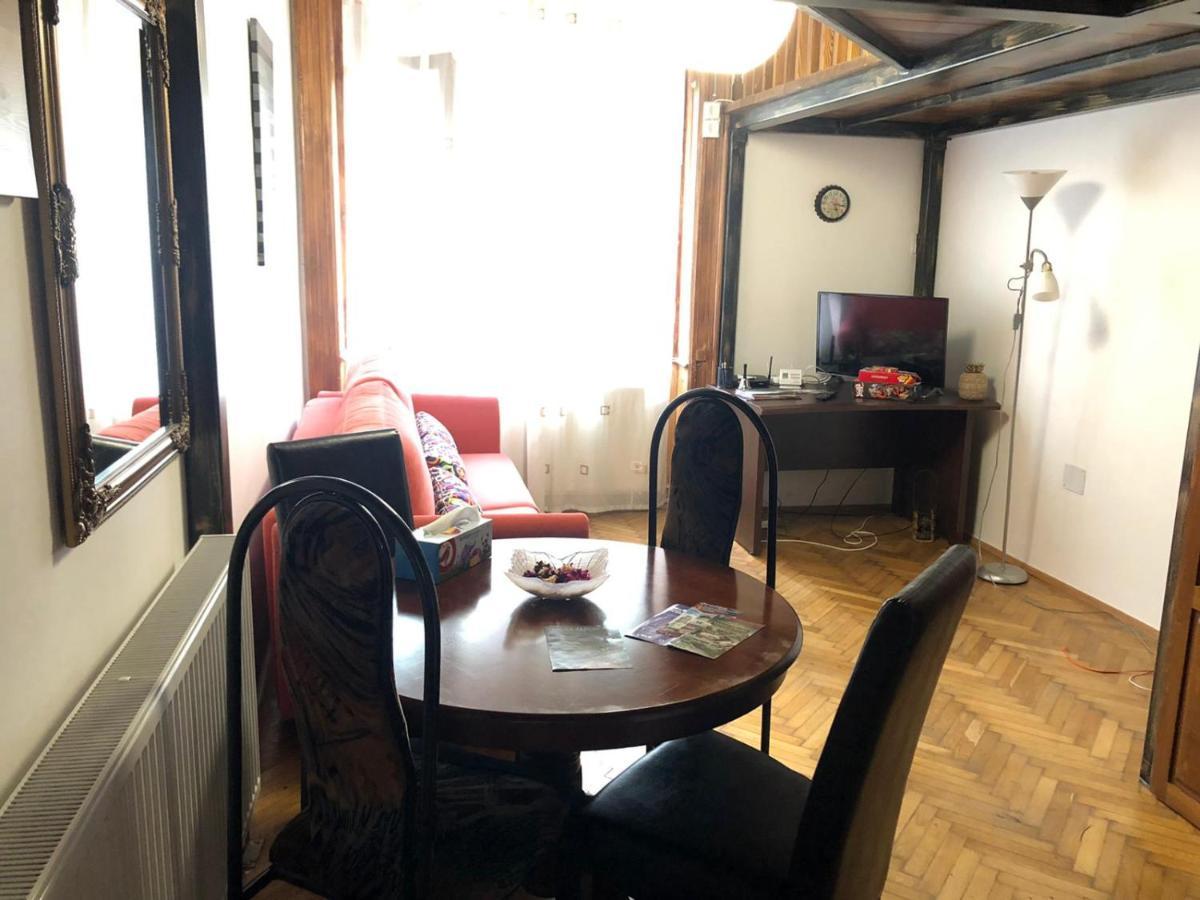 Apartament Dalina'S Art Corner Oradea Zewnętrze zdjęcie